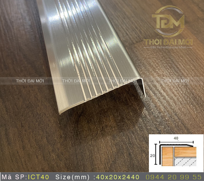 Top 5 Lợi Ích Khi Sử Dụng Nẹp Inox Cho Cầu Thang Hiện Đại